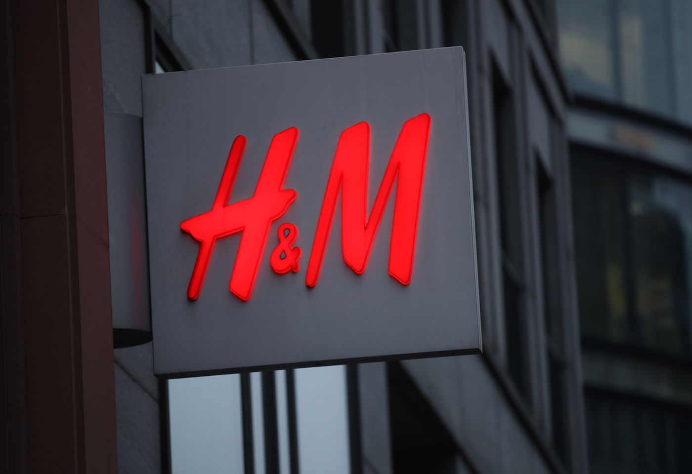 H&M logo