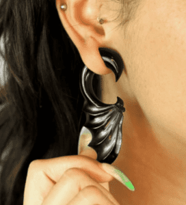 Ear hangers are practical and fashionable