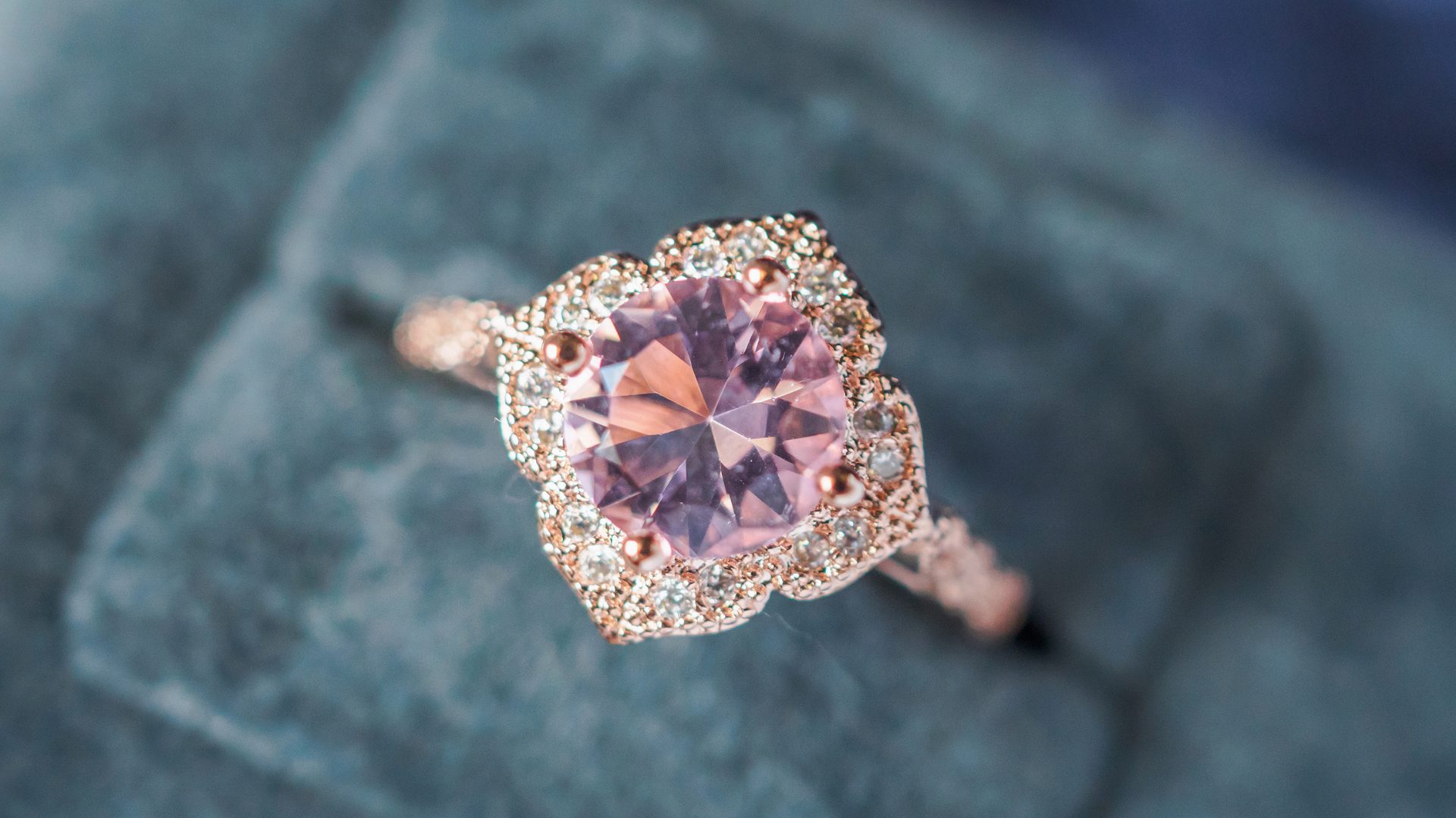 Pink Diamond Jewelry To Show Off Your Symbol Of Love And Luxury
