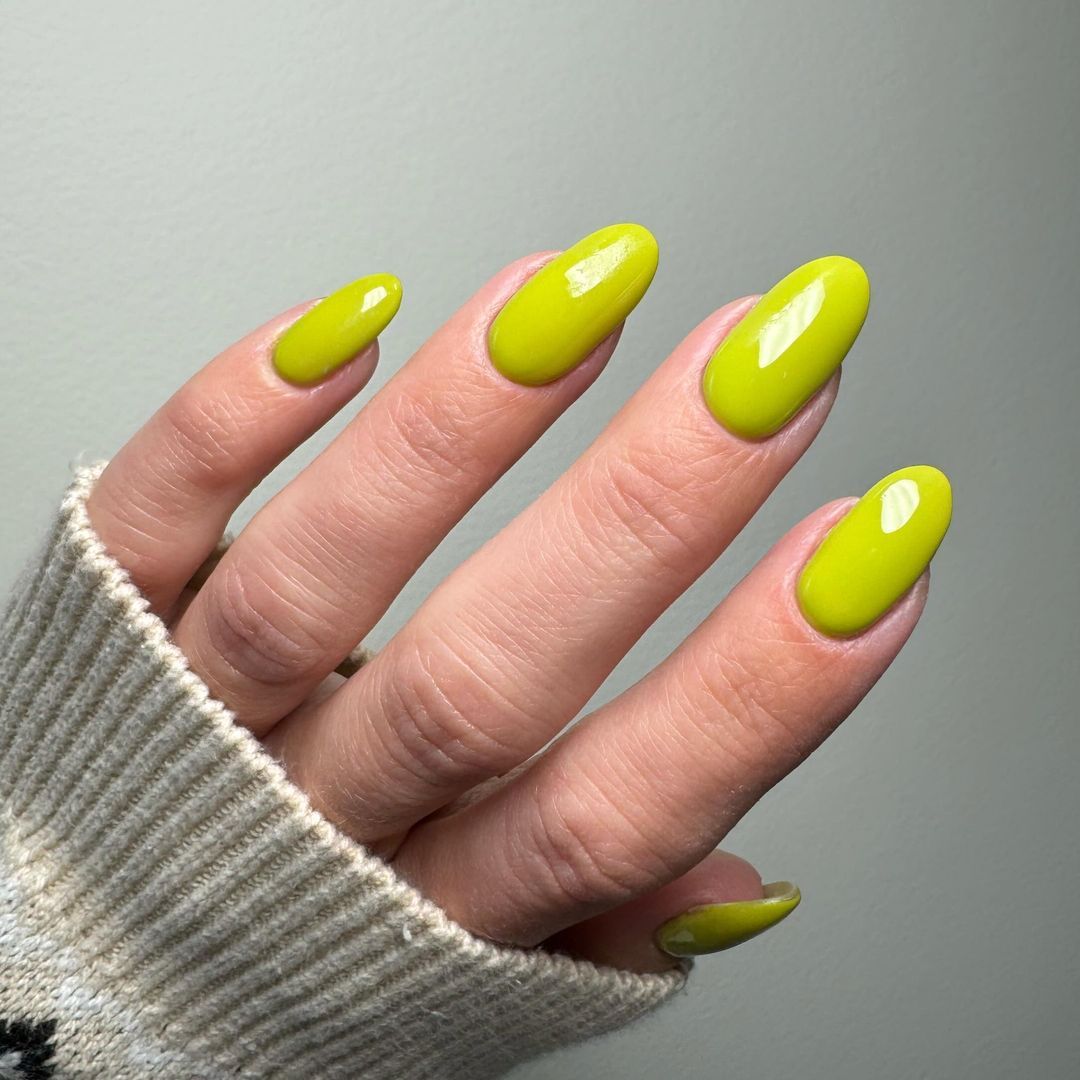Russian Manicure