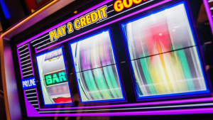 Where Can I Find Real Money Slots With Free Spins?