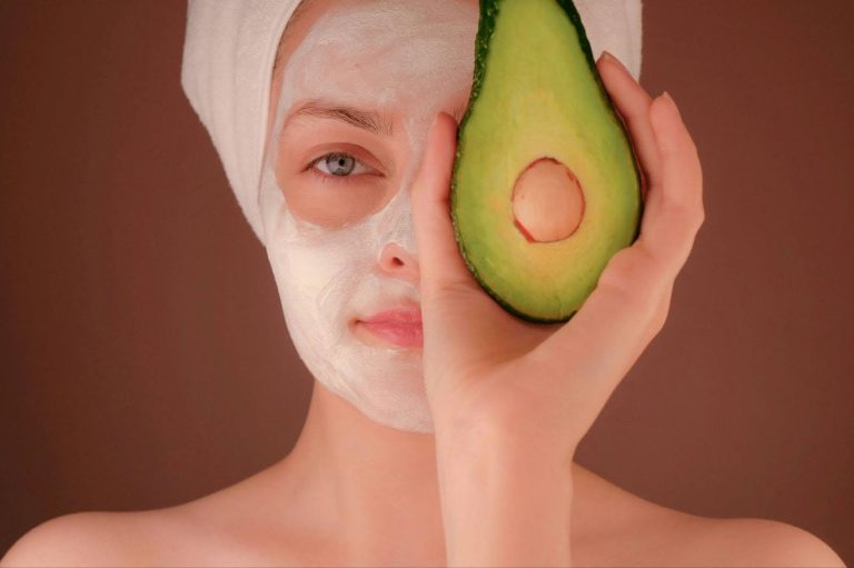 How Skincare Routines Evolve With Age, Climate, and Lifestyle