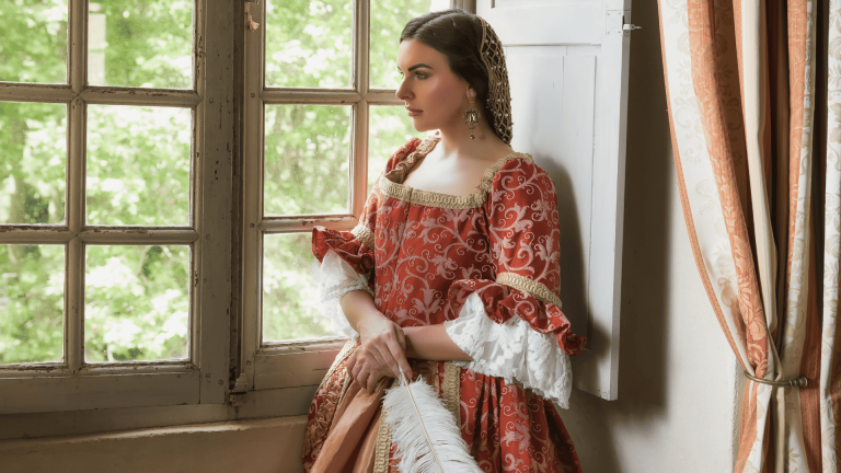 How to Style Medieval and Renaissance Style Gowns for Events