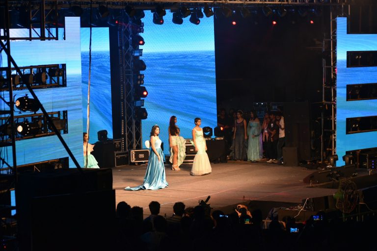 Digital Collaboration Tools Transforming Fashion Businesses