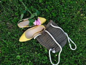 Choosing the Best Walking Shoes: Ballet Flats vs. Stretch Knit Loafers
