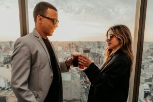 Fashion, Etiquette, and Confidence in Upscale Social Life