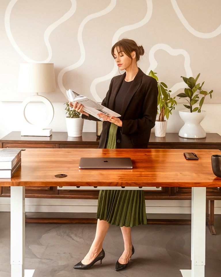 How Your Outfit Secretly Changes Your Daily Mood A Masterclass in Fashion Psychology