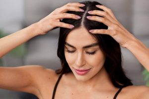 How to Build a Weekly Scalp Care Routine